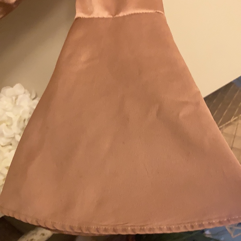 Gorgeous copper satin blouse . - Picture 2 of 4